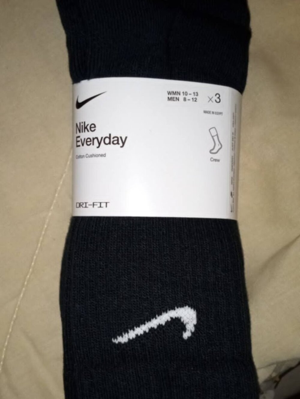 nike everyday dri fit black crew socks 3 pack